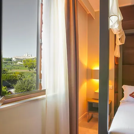 Bed & Breakfast Tenuta San Masseo - Boutique Farm & 4*