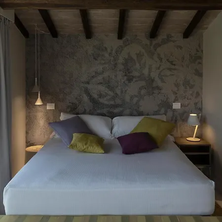Nocleg ze śniadaniem Tenuta San Masseo - Boutique Farm & 3*